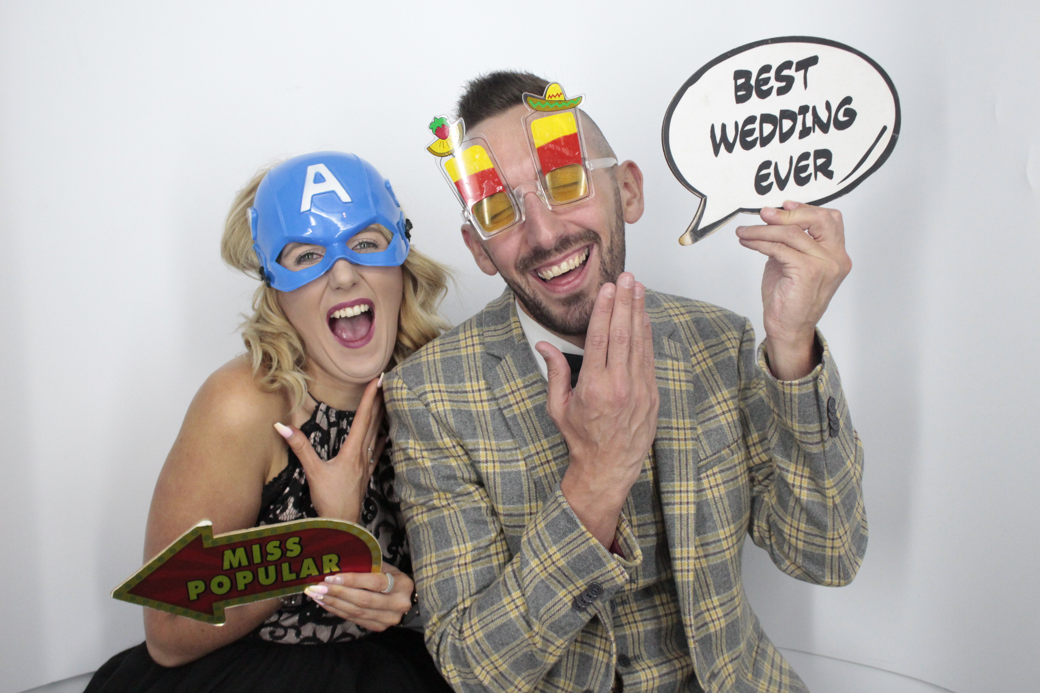 Kim & Andy's Wedding | View more photos from the event at gallery.myphotoboothexperience.co.uk/u/MyPhotoBoothExperienceLtd/Kim-Andys-Wedding